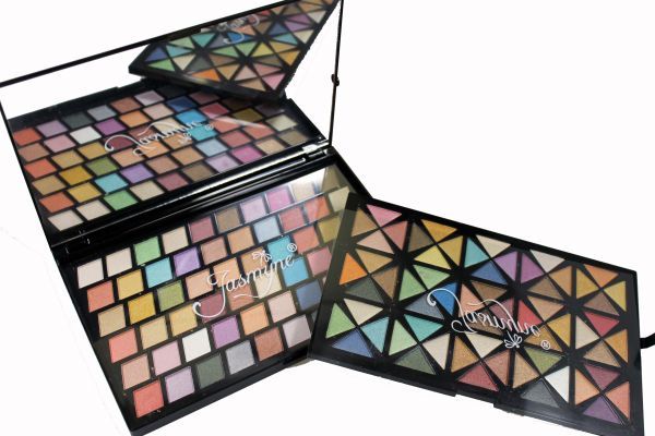 Paleta com 120 sombras Jasmyne  3D